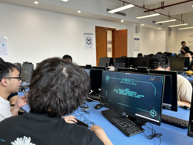 2021级计算机科学与技术、软件工程专业学生赴科大讯飞开展专业实习实训